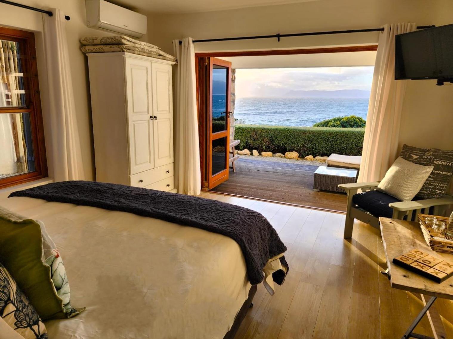 Kleinzee Oceanfront Guesthouse Gansbaai Eksteriør billede